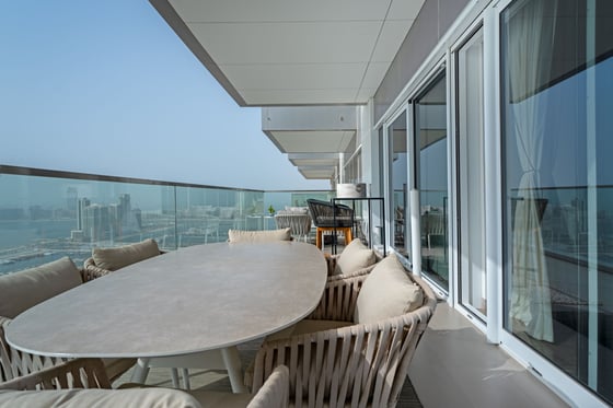 Stunning, Sea View Luxury Apartment on Jumeirah Beach Residence, picture 2