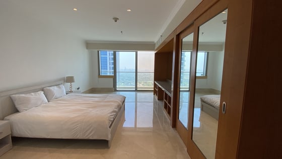 Fully Furnished Luxury Penthouse Apartment in Dubai Marina, picture 25