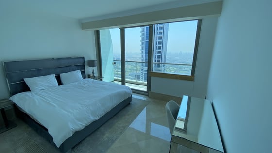Fully Furnished Luxury Penthouse Apartment in Dubai Marina, picture 23