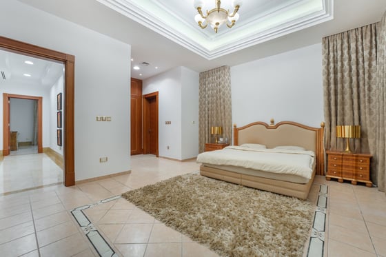 Exquisite and Spacious Luxury Villa in Umm Suqeim, picture 13
