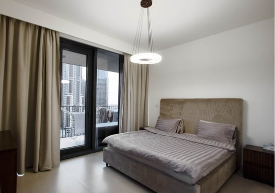 Spacious 2 Bedroom with Study in Downtown, picture 9