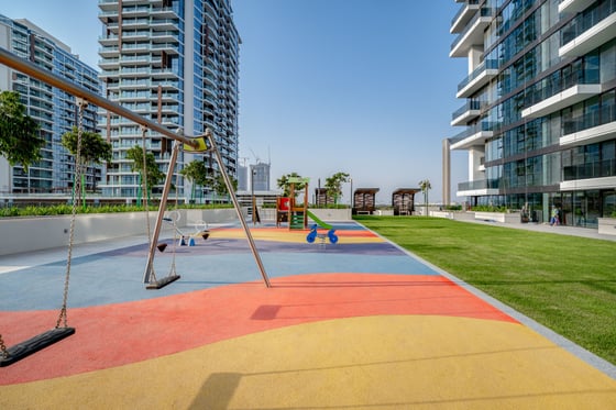 Beautiful City Apartment with Zabeel Park Views in Wasl1, picture 30