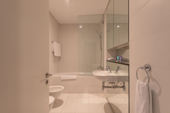 Sea View Luxury Apartment in DIFC, picture 17