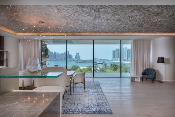 Ultra-Luxury Waterfront Penthouse on Palm Jumeirah, picture 2