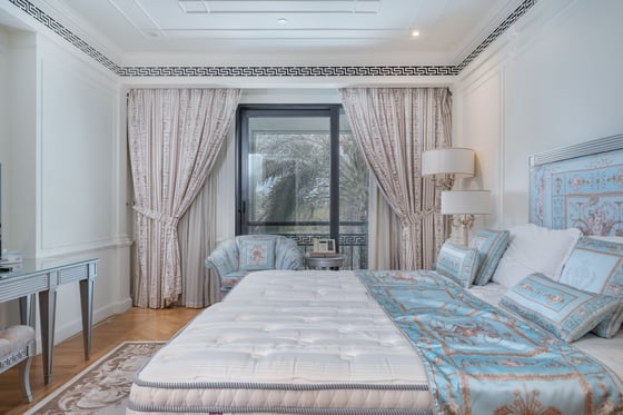 Luxury Townhouse in Designer Culture Village Residence, picture 12