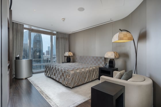 Elegant Luxury Apartment in Five Star Downtown Dubai Residence, picture 1