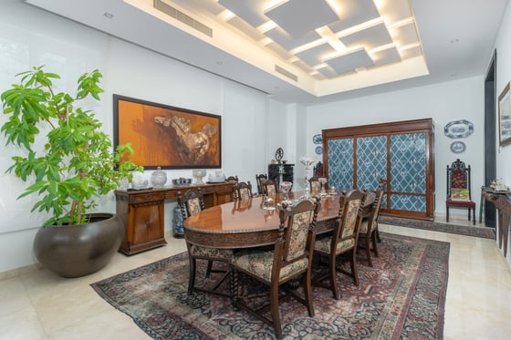 Custom-built Luxury Villa with Incredible Views in Jumeirah Golf Estates, picture 4