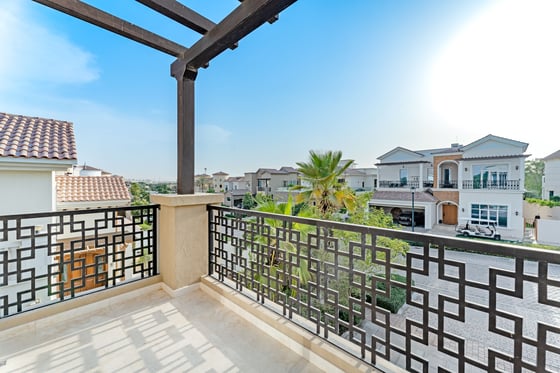 Custom-built Luxury Villa with Incredible Views in Jumeirah Golf Estates, picture 41