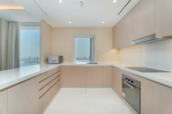 World Class Luxury Apartment in Five-star Palm Jumeirah Tower, picture 10