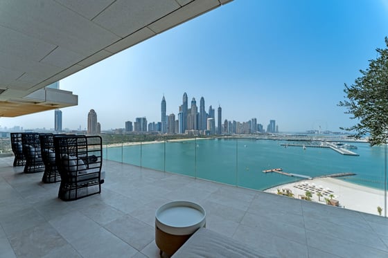 Video tour for Exquisite VIP Penthouse Apartment on Palm Jumeirah