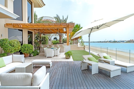 Stunning Beachfront Villa with Pool on Palm Jumeirah, picture 31