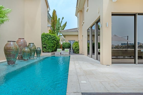 Stunning Beachfront Villa with Pool on Palm Jumeirah, picture 30