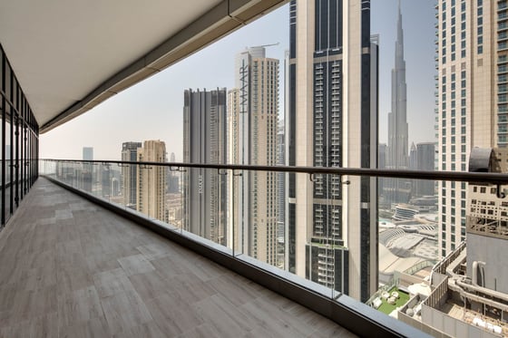 Chic Full Floor Penthouse Apt. in Downtown Dubai, picture 25