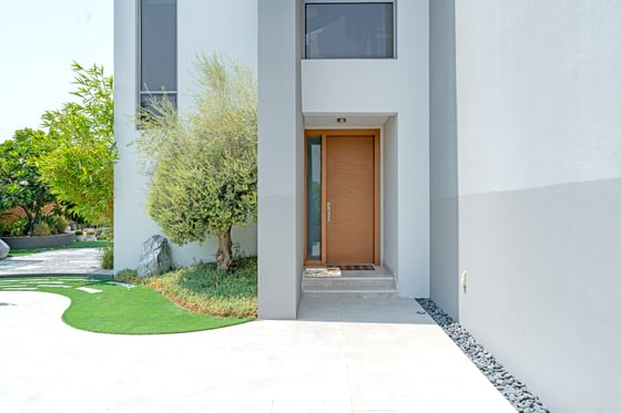 5 bedrooms Sidra Upgraded villa  Prime location Park View, picture 12