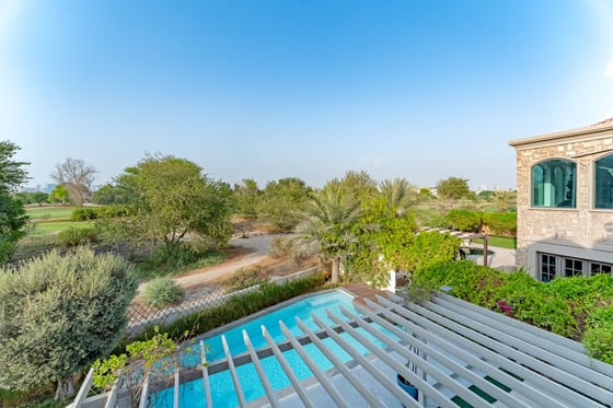 Upgraded and Extended Villa in Jumeirah Golf Estates, picture 9