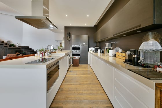 Furnished New York Style Loft| Atlantis View|2 Parking, picture 3