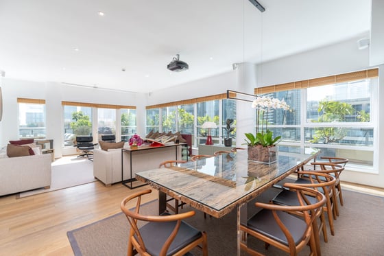 Duplex Penthouse with Massive Terrace and Full Marina View, picture 3