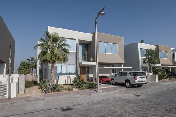 Modern Waterfront Villa on Palm Jumeirah, picture 41