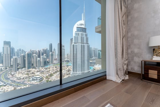 Full Floor Luxury Apartment in Downtown Dubai, picture 34