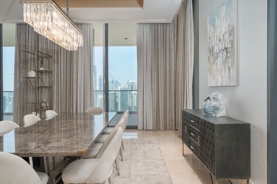 Full Floor Luxury Apartment in Downtown Dubai, picture 10