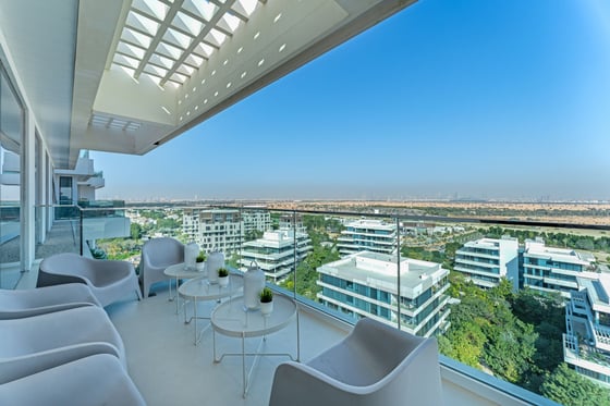Modern Penthouse with Panoramic Views in Al Barari, picture 8