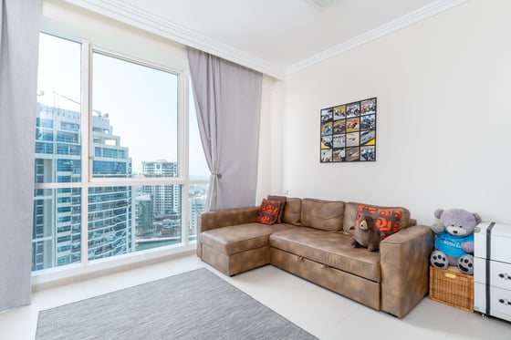 Stunning Beachfront Apartment on Jumeirah Beach Residence, picture 10