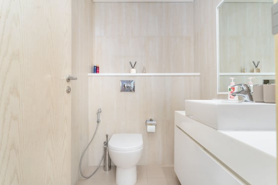 Stunning Beachfront Apartment on Jumeirah Beach Residence, picture 21