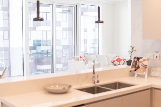Modern Apartment for Couples in Wasl1 with Zabeel Park Views, picture 29