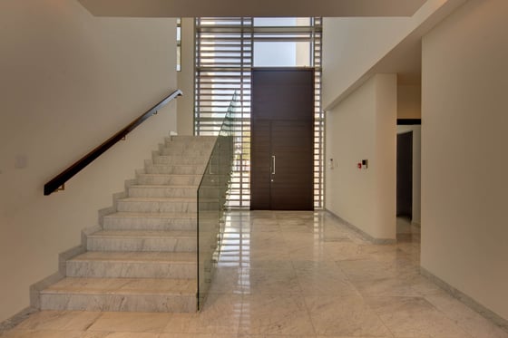 Perfectly Located Luxury Villa in Mohammed Bin Rashid City, picture 7