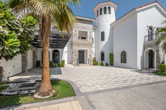Exclusive, Extended Plot, Tip Location Villa, picture 44