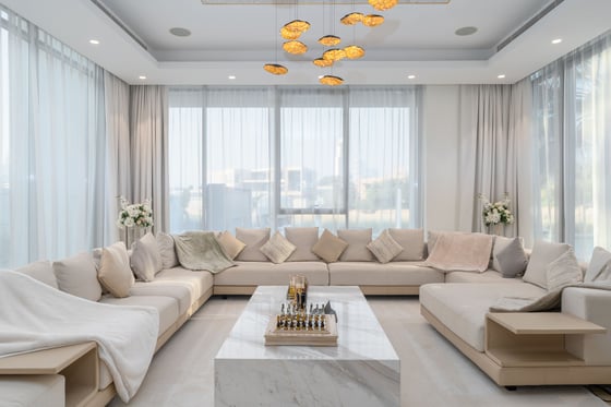Bespoke Villa with Custom-finish on Palm Jumeirah, picture 6