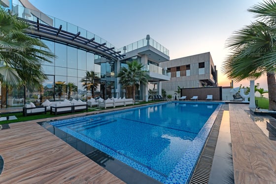 Bespoke Villa with Custom-finish on Palm Jumeirah, picture 41