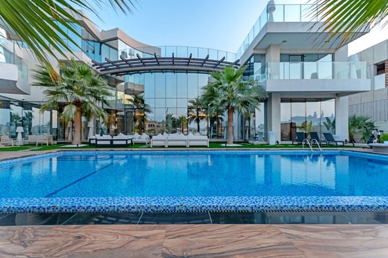 Bespoke Villa with Custom-finish on Palm Jumeirah, picture 42
