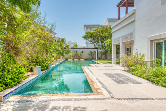 Well priced, recently renovated luxury villa in Emirates Hills, picture 2