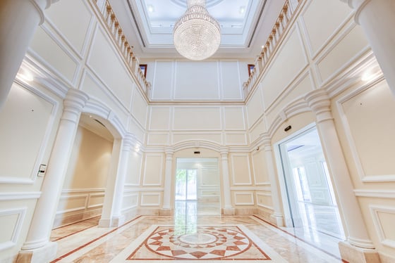 Well priced, recently renovated luxury villa in Emirates Hills, picture 4