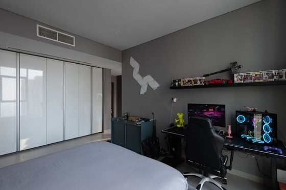 Spectacular 4 Bed Penthouse in the heart of Marina, picture 22