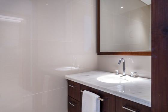 Five Star Serviced Apartment in Downtown Dubai, picture 14