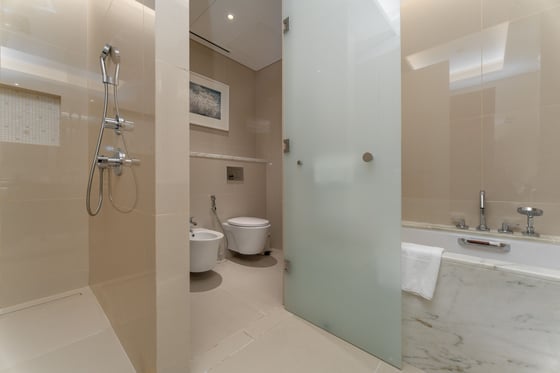 Five Star Serviced Apartment in Downtown Dubai, picture 15