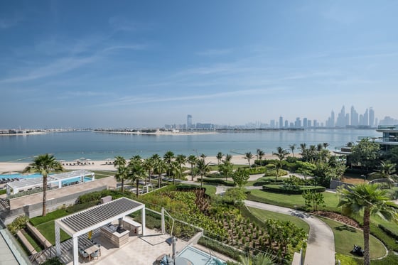 Fully Upgraded and Furnished Penthouse on Palm Jumeirah, picture 41