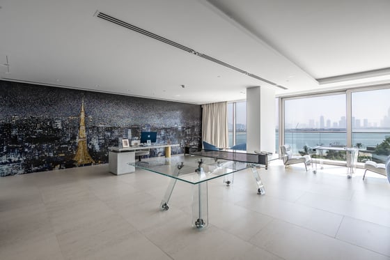 Fully Upgraded and Furnished Penthouse on Palm Jumeirah, picture 3