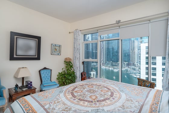Centrally Located Luxury Apartment in Dubai Marina, picture 11