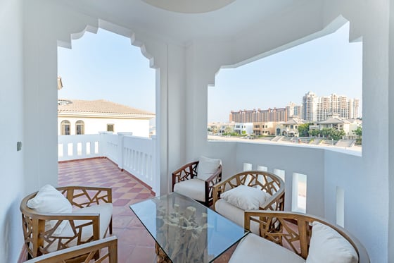 Large Plot Upgraded Beach Front Villa on Palm Jumeirah, picture 27