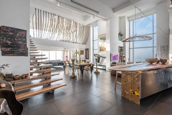 Unique Loft Sea View Apartment in Jumeirah Beach Residences, picture 1