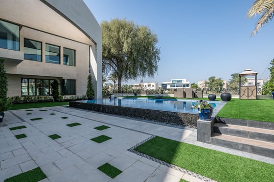 Bespoke Villa in Emirates Hills with Golf Course Views, picture 32