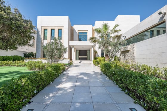 Bespoke Villa in Emirates Hills with Golf Course Views, picture 34