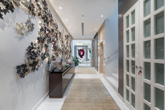 Bespoke Luxury Villa on Palm Jumeirah with Sea Views, picture 12