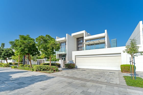 Vacant and Contemporary Type A 5 Bedroom Villa, picture 46