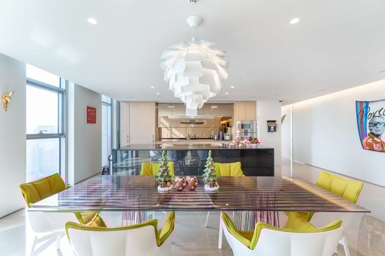 Breathtaking Luxury Penthouse with Panoramic Sea Views in Downtown Dubai, picture 6