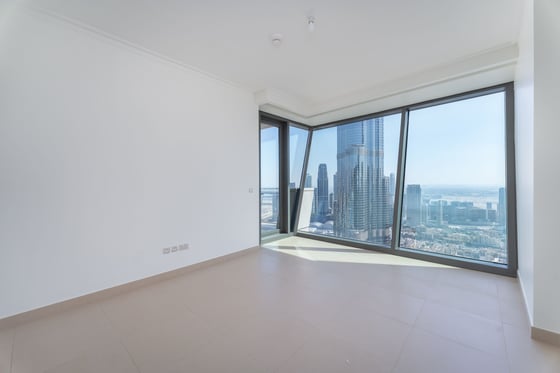 Stunning Full Burj Khalifa Views Apartment in Downtown Dubai, picture 14