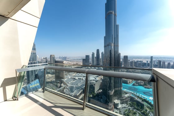 Stunning Full Burj Khalifa Views Apartment in Downtown Dubai, picture 12